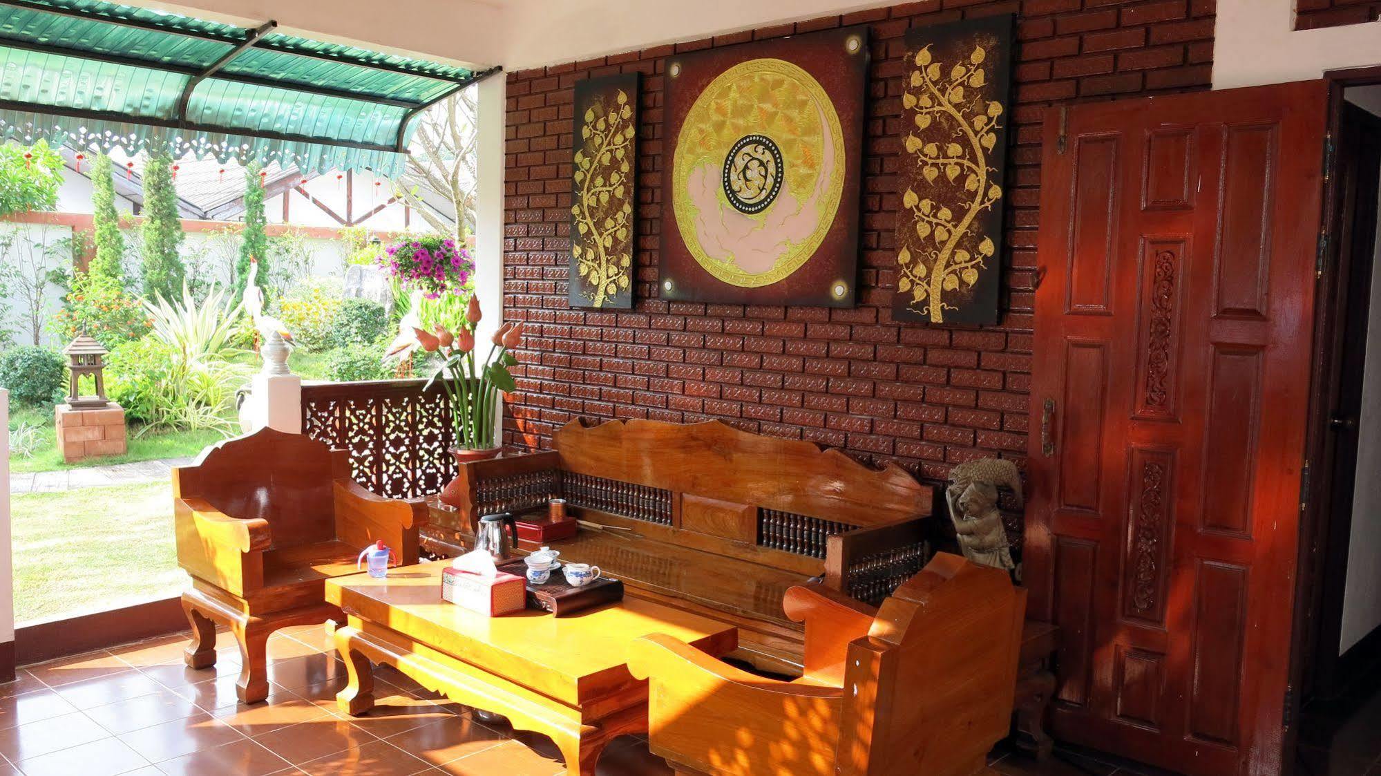 Grand Lanna Hotel Чиангмай Экстерьер фото